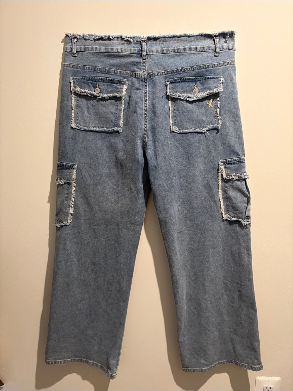 Women’s V.IP cargo  Light Blue Distressed Cargo Jeans 15/16